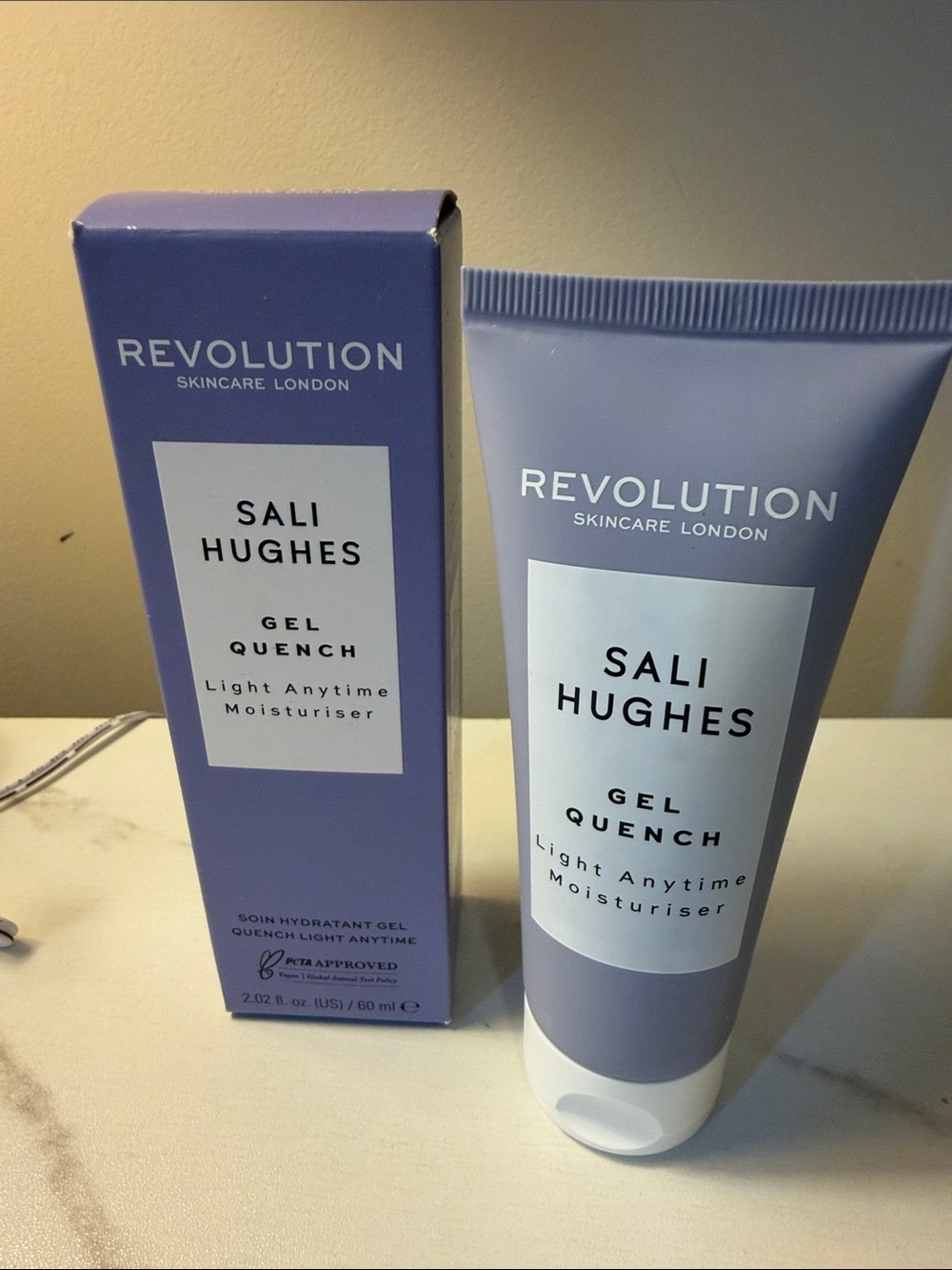 Revolution Sali Hughes Gel Quench Moisturiser - Purple